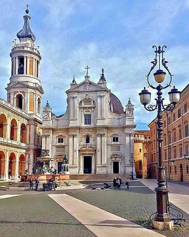 Hotel Pellegrino E Pace 2*